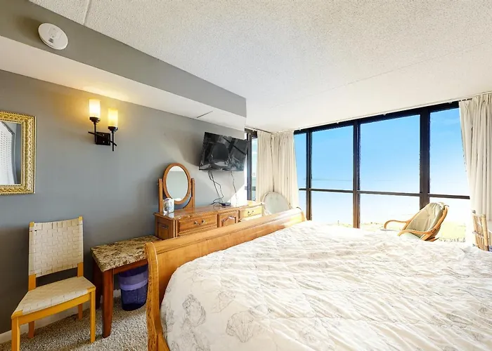 Golden Sands By Dc Hotel
